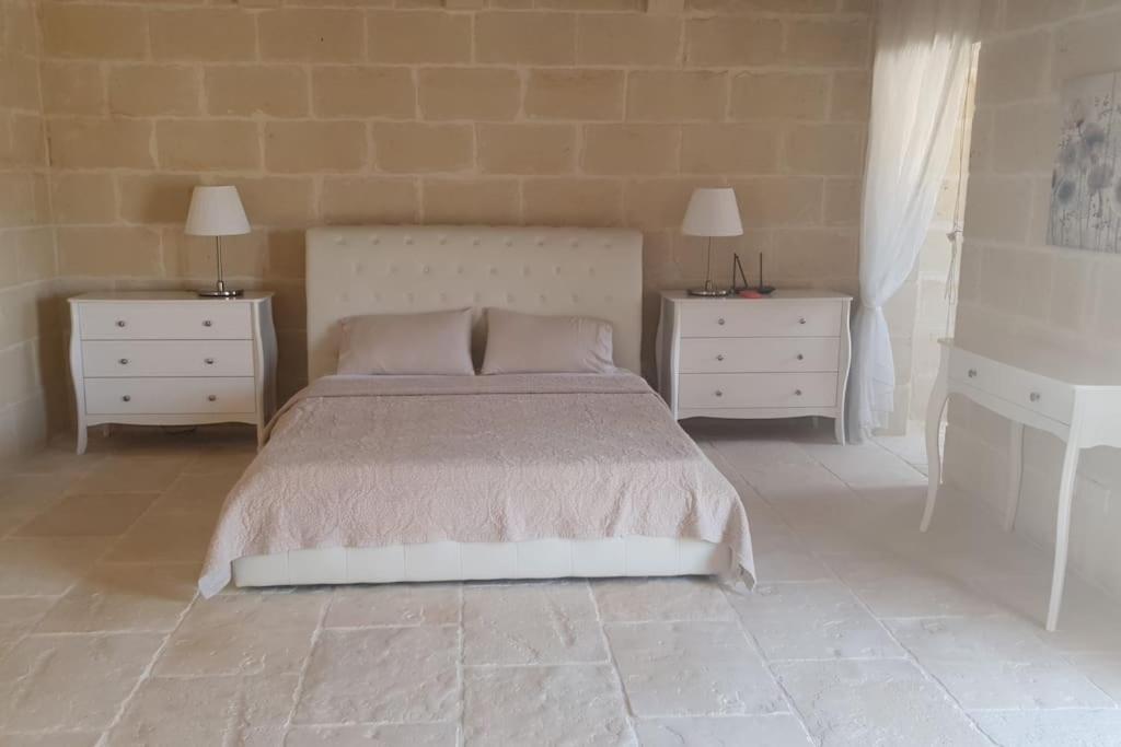 Farmhouse Villa With Large Pool And Garden In Gozo Арб Экстерьер фото