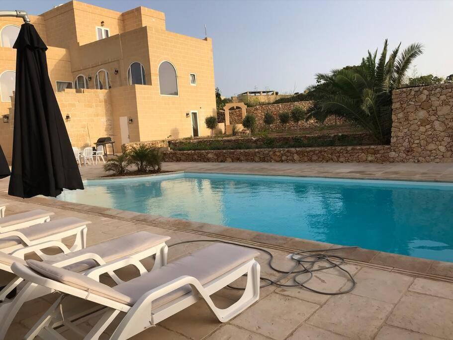 Farmhouse Villa With Large Pool And Garden In Gozo Арб Экстерьер фото