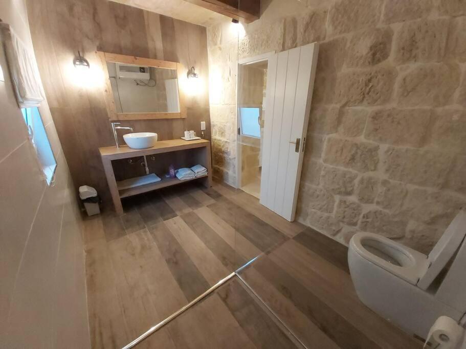 Farmhouse Villa With Large Pool And Garden In Gozo Арб Экстерьер фото