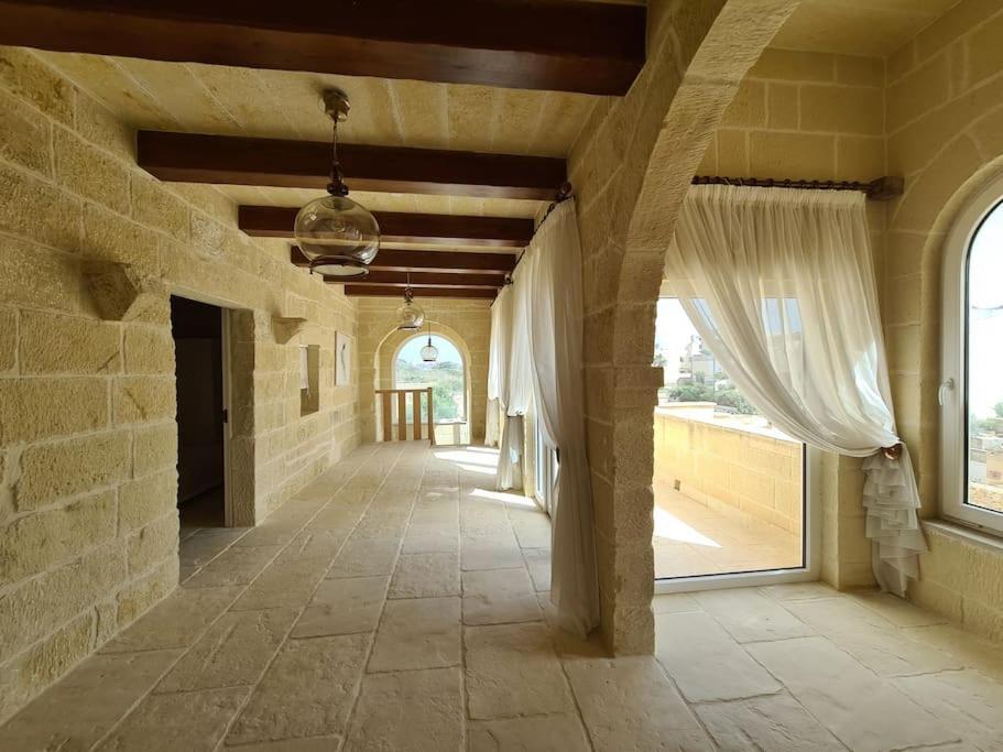 Farmhouse Villa With Large Pool And Garden In Gozo Арб Экстерьер фото