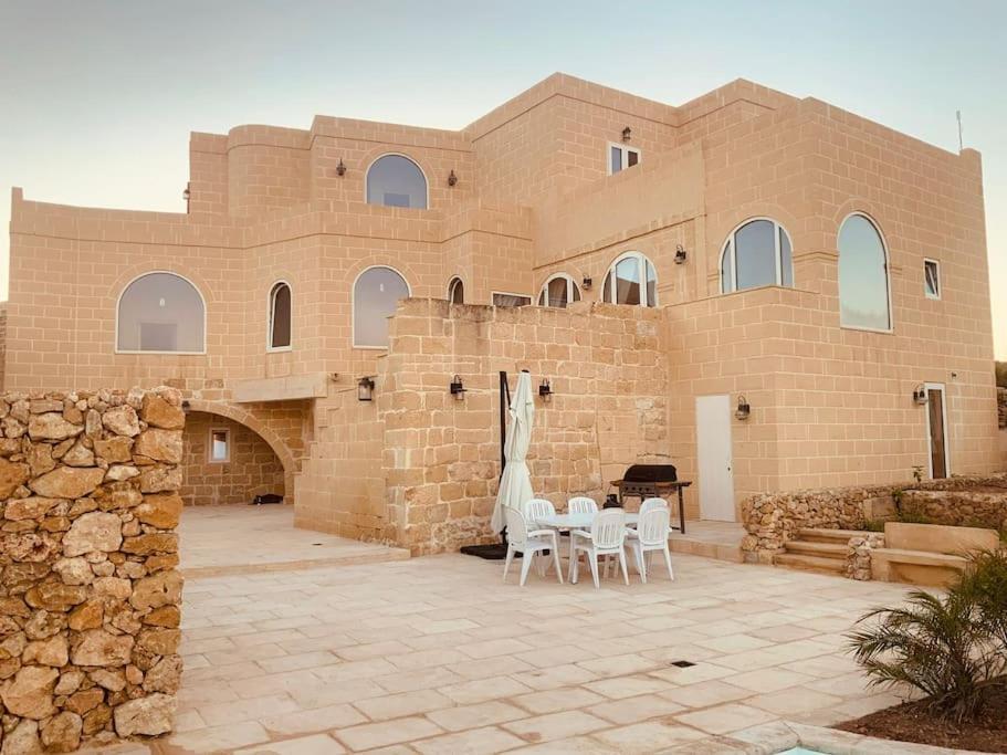 Farmhouse Villa With Large Pool And Garden In Gozo Арб Экстерьер фото